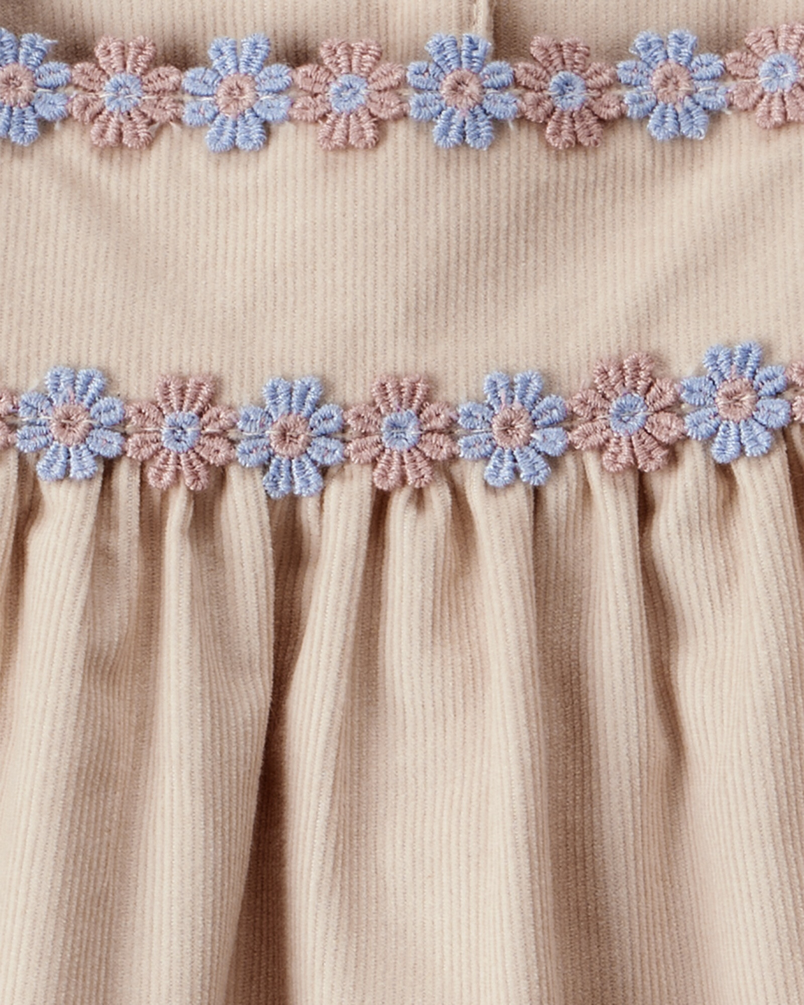 Vestido de pana, con bordado floral Sin color