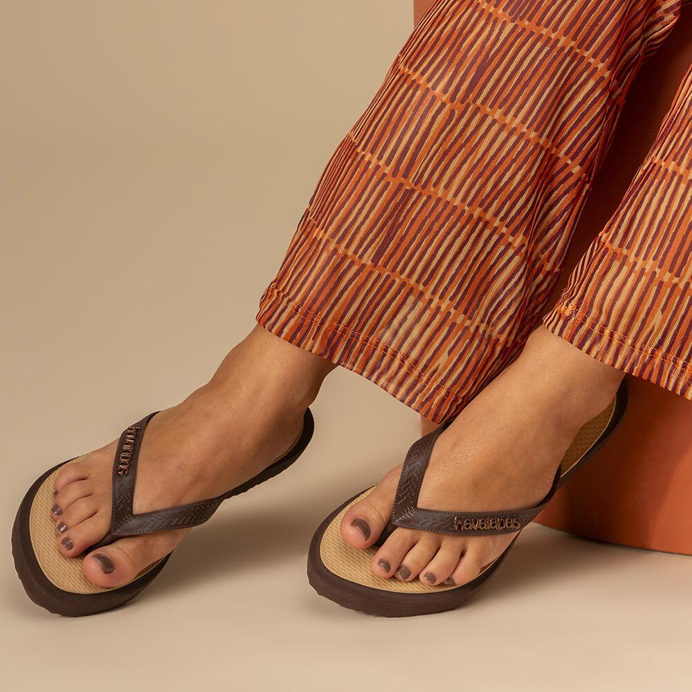 Sandalias Havaianas Top Point Fusion Mujer Marron Oscuro/Dorado