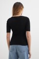 Sweater cuello bote NEGRO