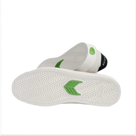 Championes Cariuma T20 Pro Blanco