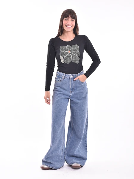 REMERA NILA VARIANTE 13