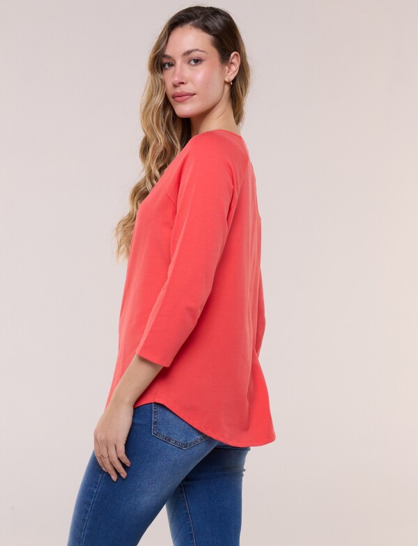 Remera Escote Bote Con Ojalillos Metálicos CORAL