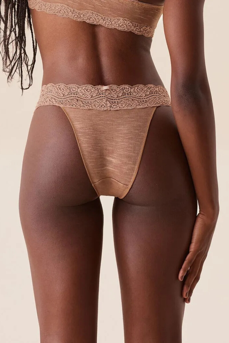 Colaless touch lace Tostados