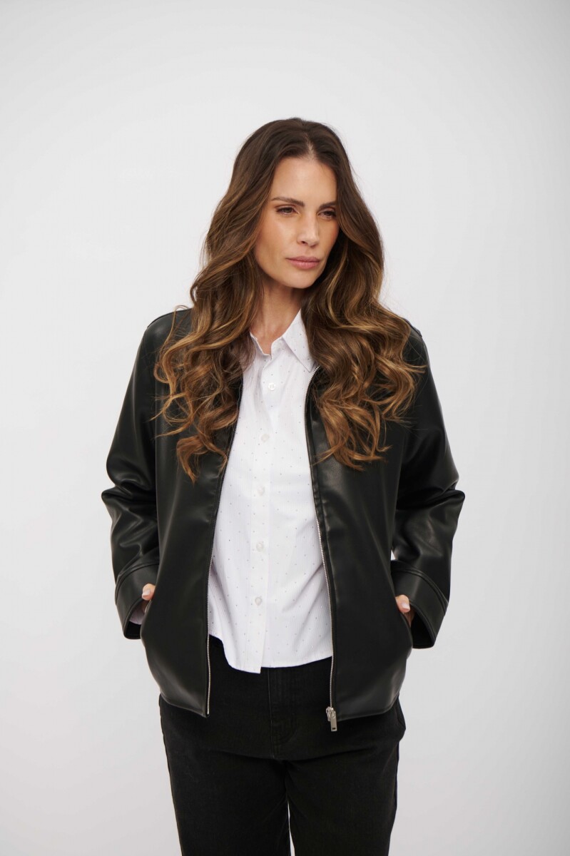 CAMPERA CUERINA NIRIA - NEGRO 
