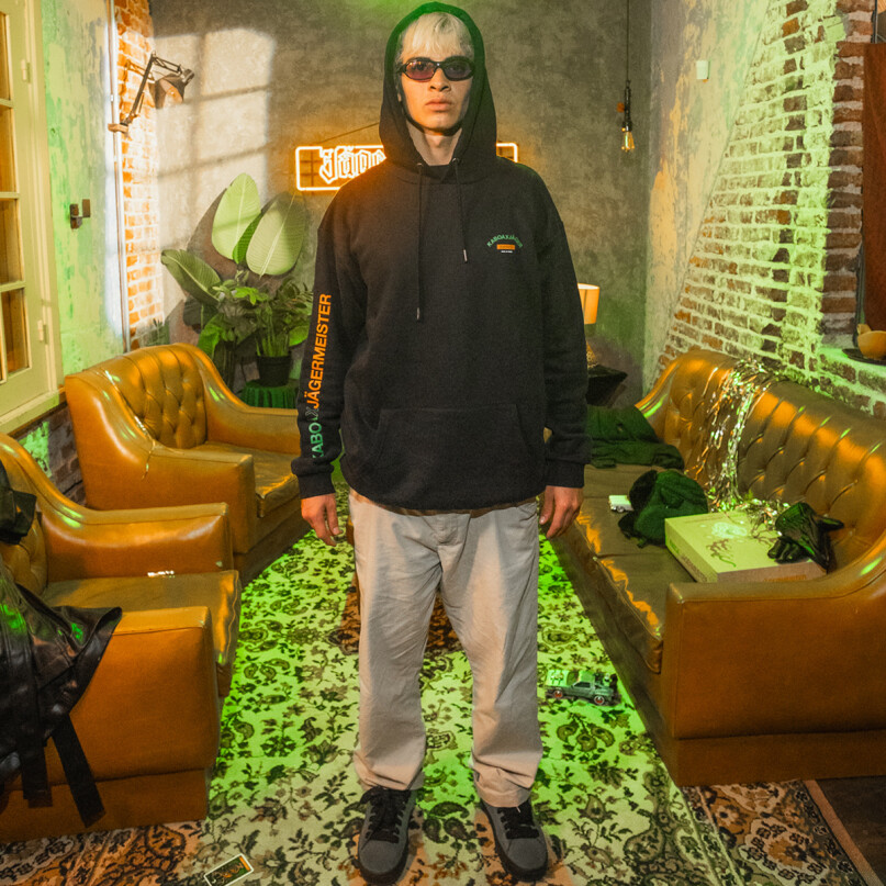 KANGURO KABOA X JÄGERMEISTER - CIERVO ABC KANGURO KABOA X JÄGERMEISTER - CIERVO ABC