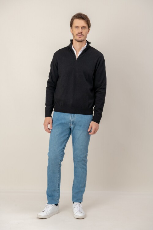 Sweater medio cierre Merino Negro