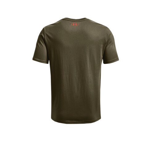 REMERA UNDER ARMOUR ROCK BRAHMA BULL Green