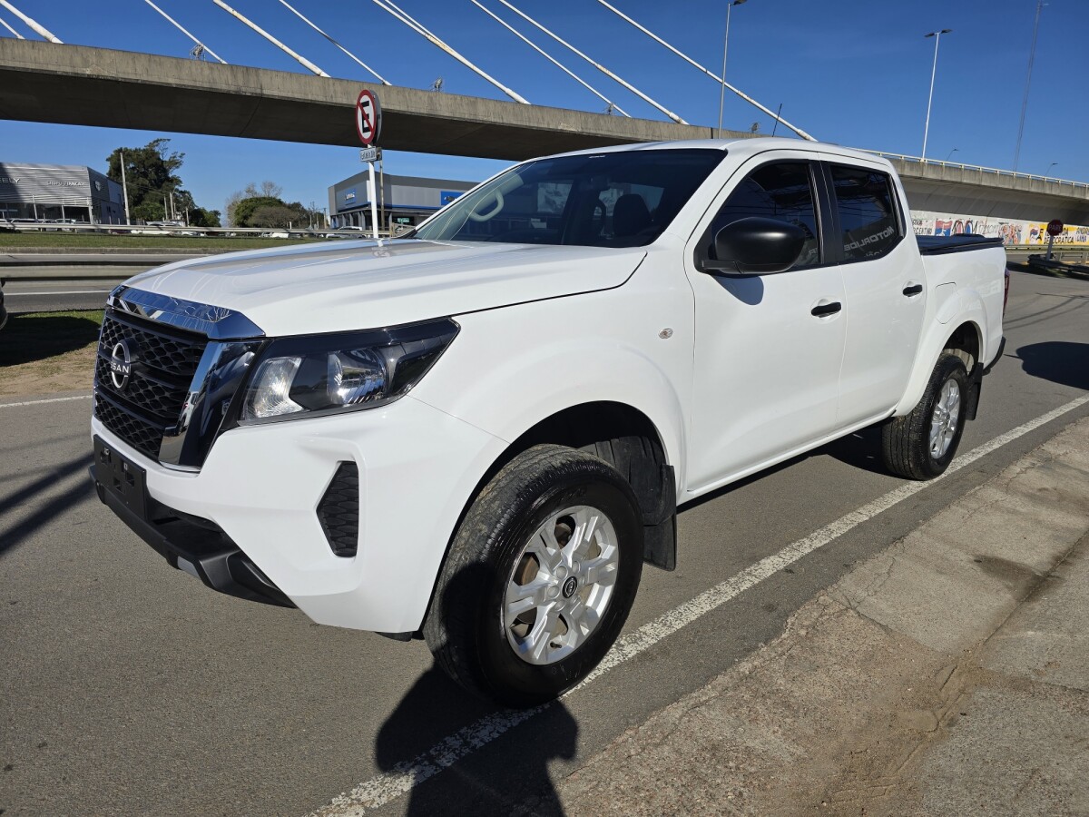 Nissan Frontier SE 2.5 4x2 Nafta DC| Permuta / Financia Nissan Frontier SE 2.5 4x2 Nafta DC| Permuta / Financia