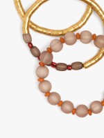 Set De Pulseras Con Cuentas multicolor