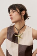 Musculosa Laroche NEGRO Y CRUDO