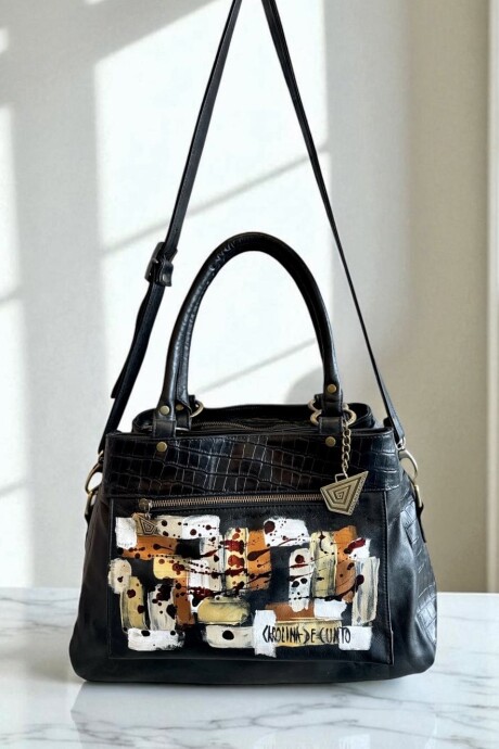 Cartera De Cuero Modelo VITALIA Con Arte Pintado A Mano Color Negro