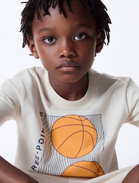 CAMISETA INFANTIL CON ESTAMPA BEIGE