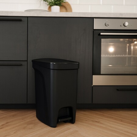 PAPELERA TACHO BASURA TRAMONTINA COMPACT 10LTS NEGRO