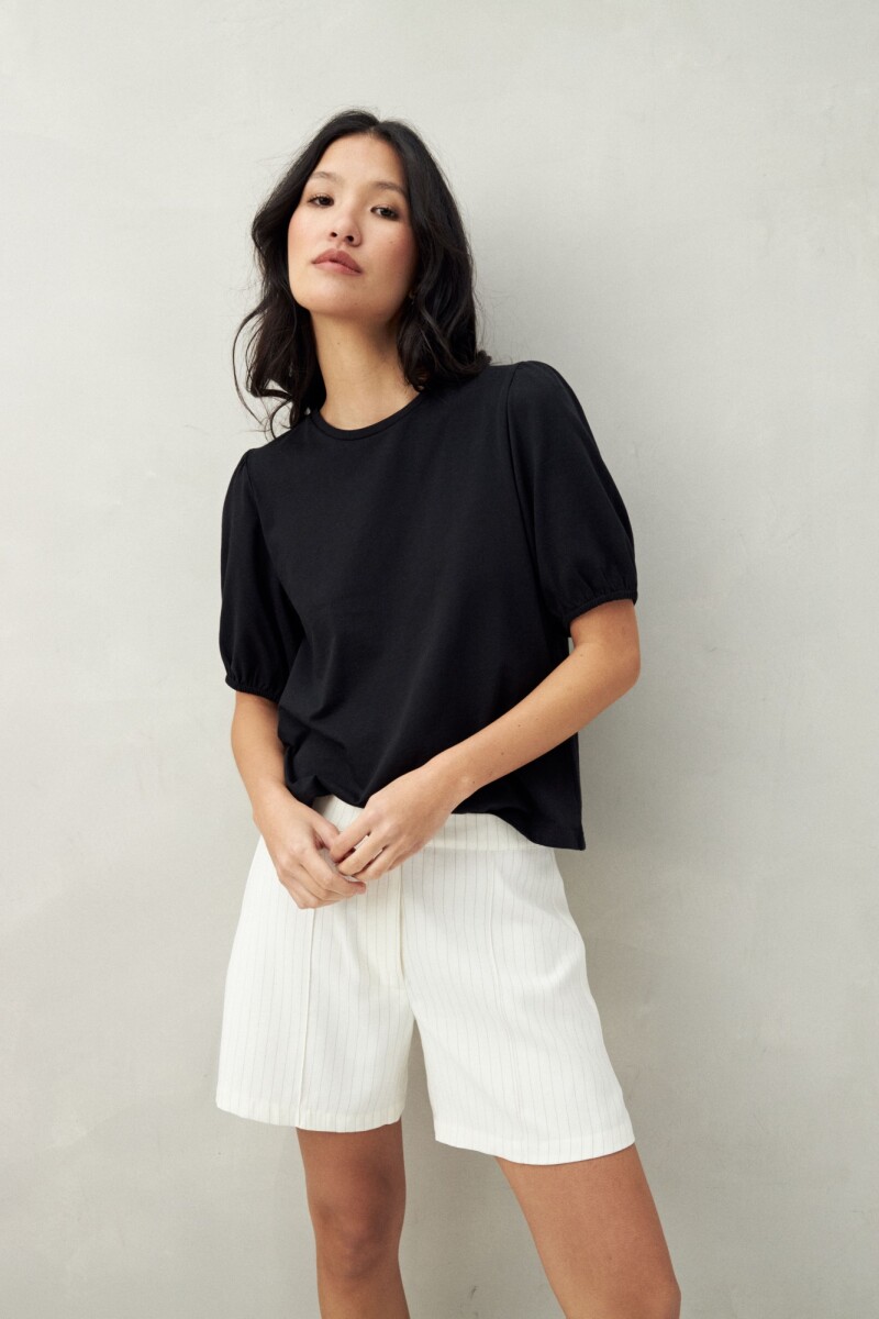 REMERA VELORA Negro