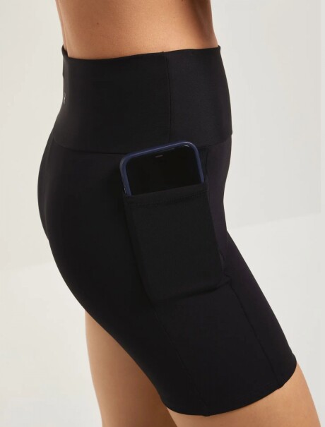 BERMUDA DEPORTIVA CON BOLSILLO NEGRO