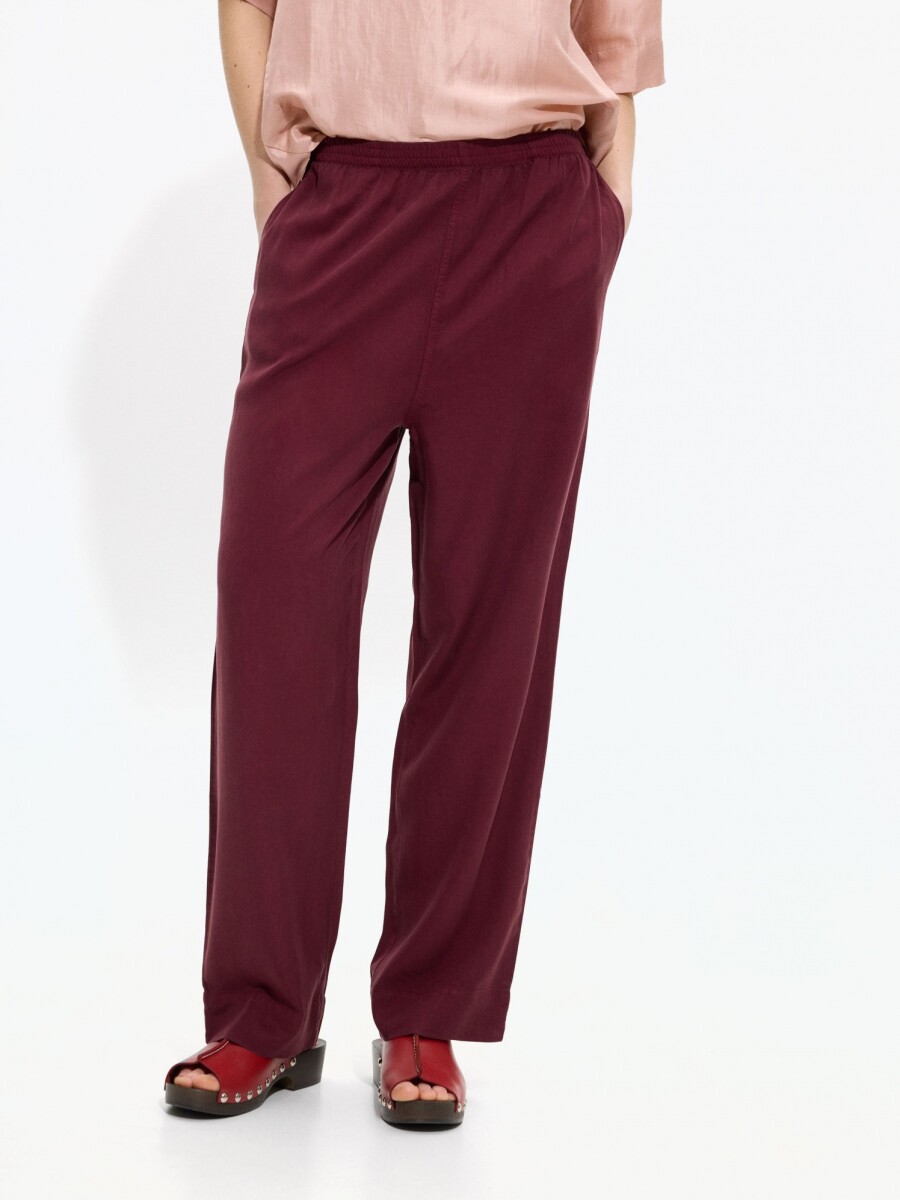 Pantalón Fluido 100% Lyocell burdeos