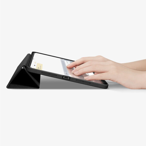 Spigen funda Urban Fit iPad Pro 11 M4 Black Spigen funda Urban Fit iPad Pro 11 M4 Black