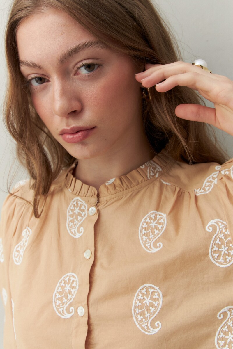 CAMISA ARABESCO Caramelo
