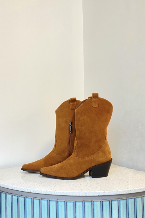 Bota Liora Bota Liora