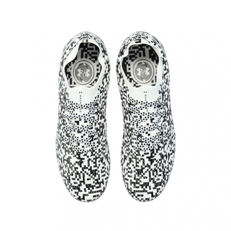 Championes Under Armour Magnetico Pro 5 FG Black & White