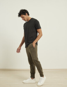 080912 PANTALON JOGGING SLIM HARRY Verde