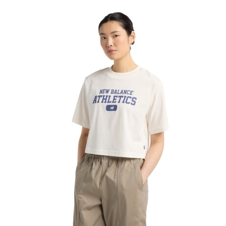 Remera New Balance de Dama - Heritage Relaxed - WT51530SST WHITE