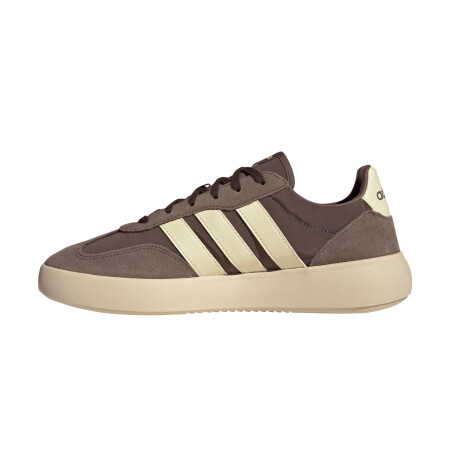 adidas BARREDA DECODE Brown