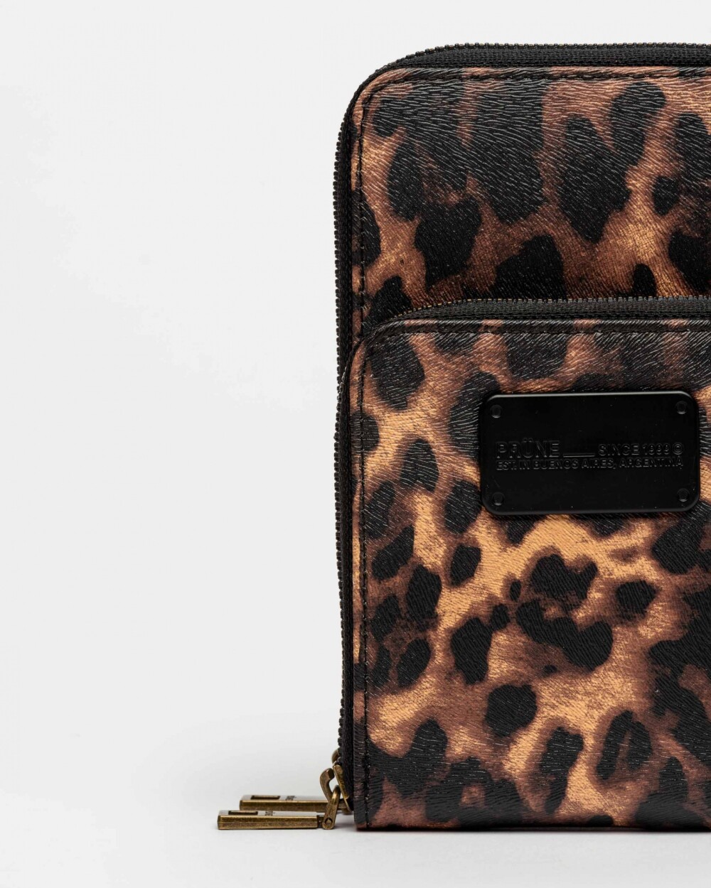 Porta Celular Penny en Efecto Cuero Zaffiano Animal Print