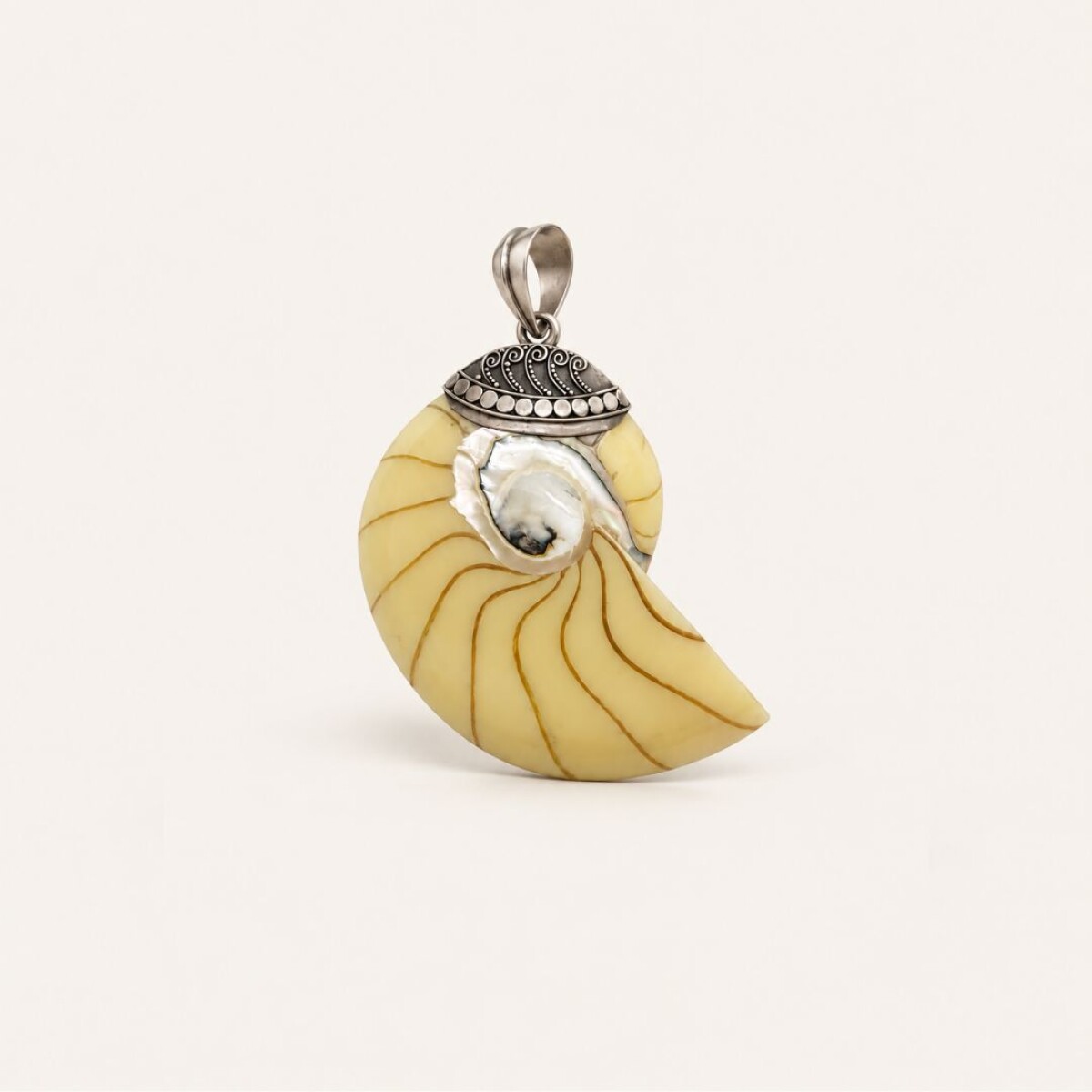 Colgante Caracol Fosilizado Nude - Plata 925 