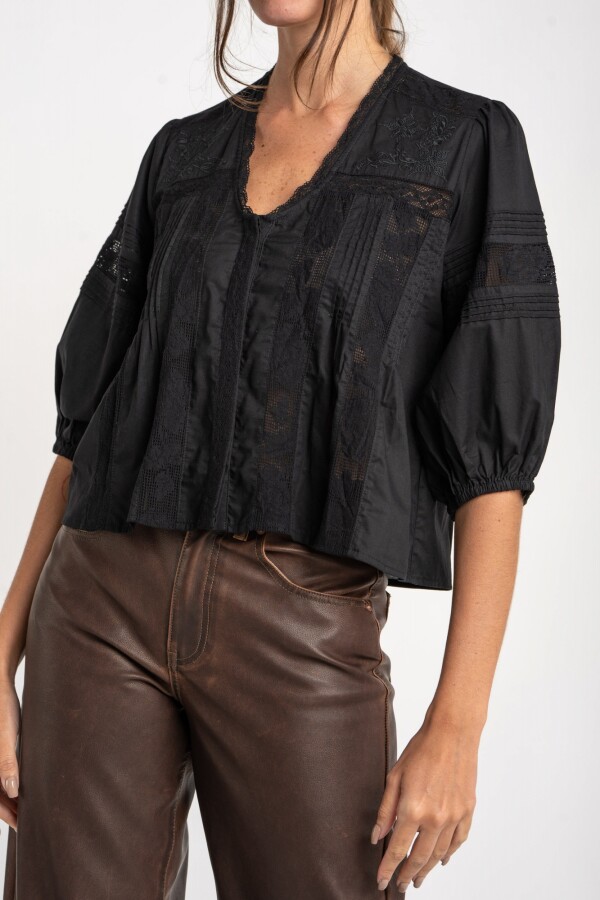 Blusa Encaje Bordados Negro