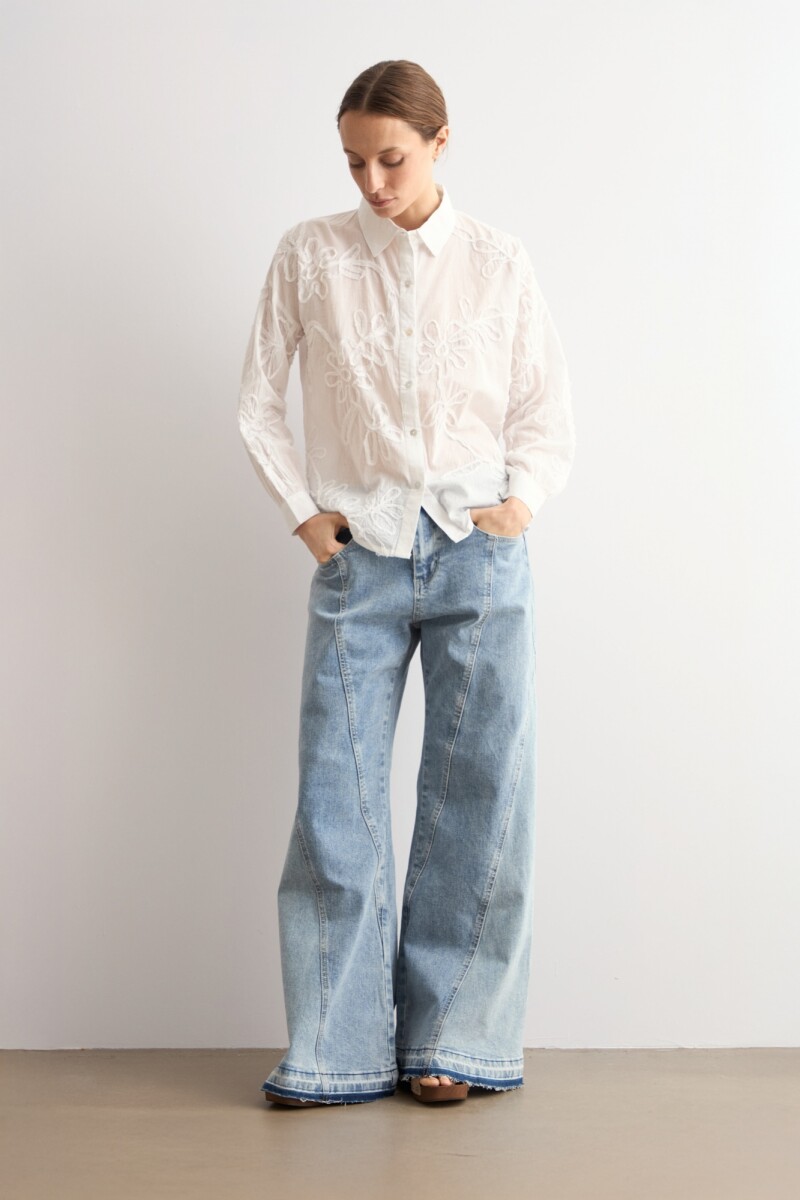 Camisa apliques florales blanco