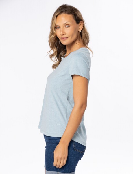 REMERA LISA Celeste