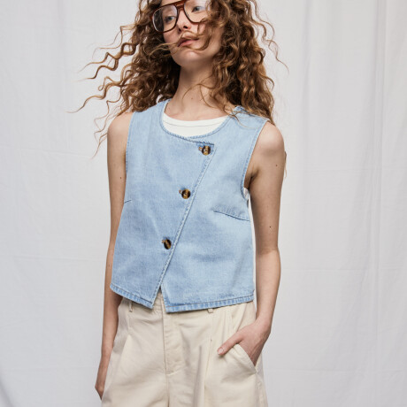 CHALECO BRAVA Celeste