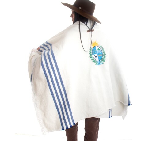 Poncho Patrio Grueso Poncho Patrio Grueso