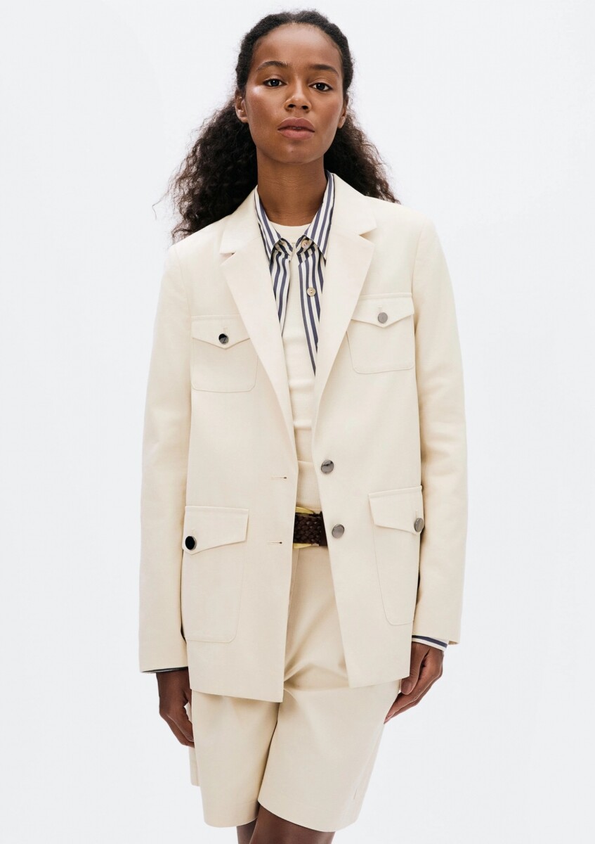 BLAZER CON BOLSILLOS - BEIGE 