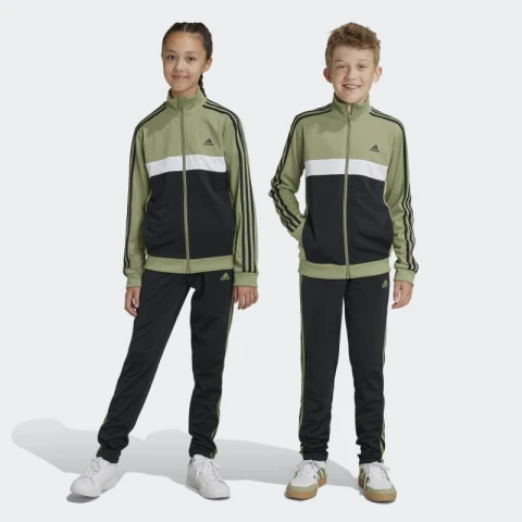 Conjunto Adidas Essentials 3 Rayas Tiberio Verde