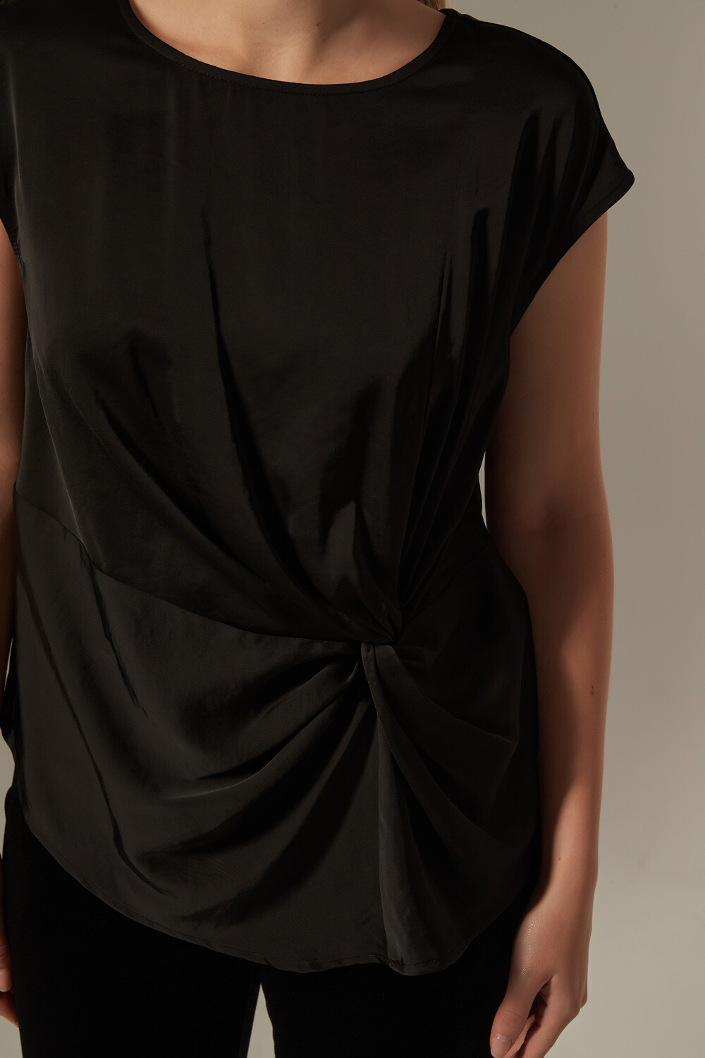 Blusa Aliayah Negro