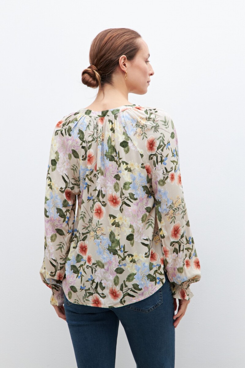 Blusa estampa floral multicolor