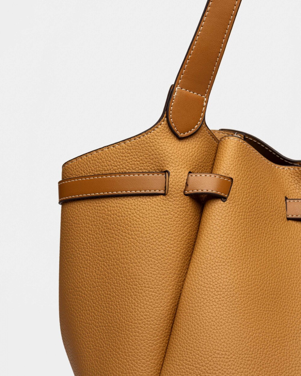 Bolso Marble en efecto cuero graneado Cuoio