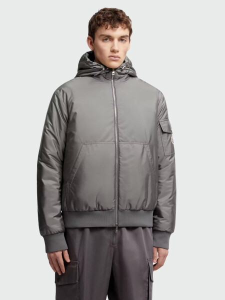 MONCLER - Campera tipo Poiliot Giubbotto repelente al agua Alta Automática