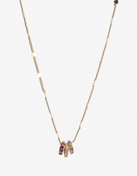 Cadena Corta con Dije Strass Collar Con Dije Cubic - Dorado