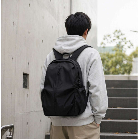 Mochila con bolsillo exterior para viaje Negro