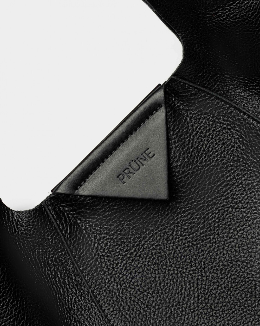 Cartera al hombro The Shopping en cuero liso satinado Negro