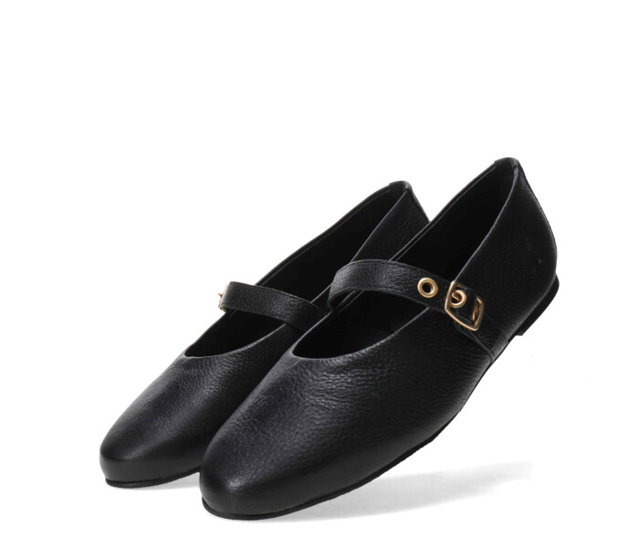Zapato balerina con tira y hebilla Preto