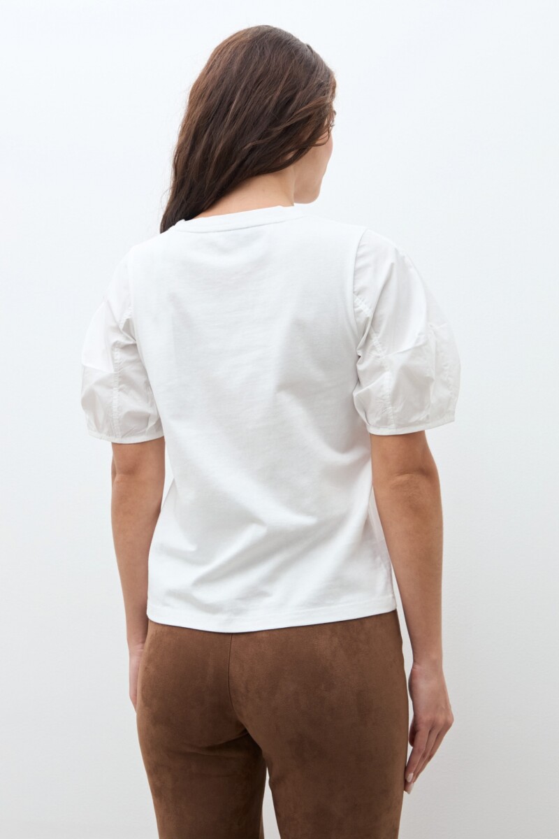 Remera mangas abullonadas blanco