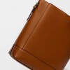 Cartera Al Hombro Akira en Efecto Cuero Liso Cuoio