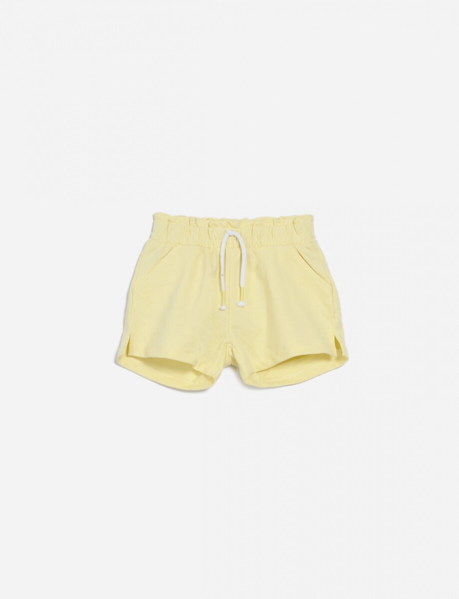 Short con elástico en cintura - Amarillo 