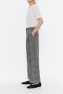 PANTALÓN PINZAS CUADROS Negro