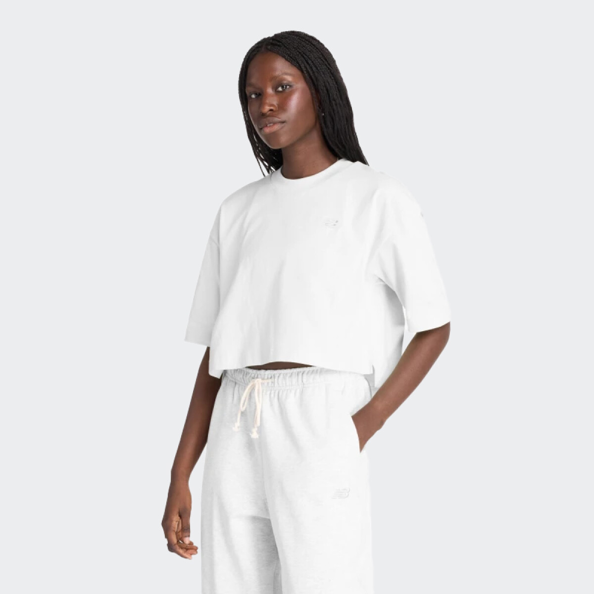 Remera New Balance Logo Oversized - Blanco 