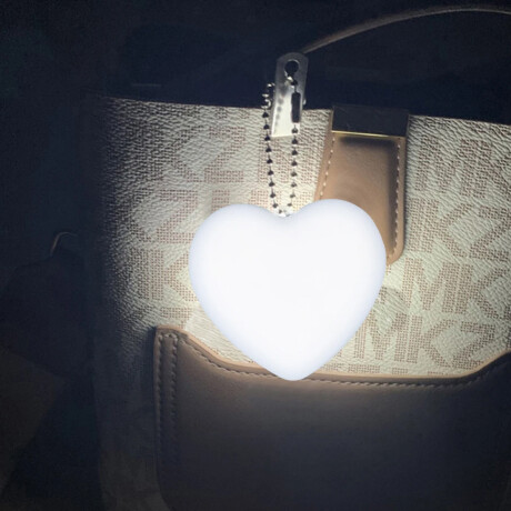 Llavero y Luz portátil para bolso de mano en forma de corazón Blanco